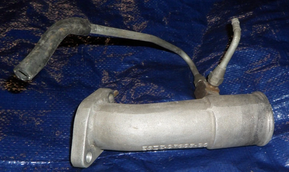 Ford Thunderbird 1983 1984 2,3 turbo OEM intercooler tubería E3ZE-9F695-BC Foto 1 de 4