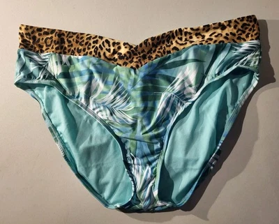 Pantalones de baño Decree - Coveage mediana talla 1 X - Azul Nuevo con etiquetas Leopardo, estampado floral Foto 1 de 4