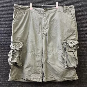 🔥🔥🔥Route 66 Men's Outdoor Grey/Greenish Cargo Shorts Size 40 Pre Owned - Picture 1 of 15