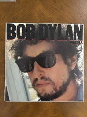BOB DYLAN-Infidels LP Columbia QC 38819 - Image 1 of 4