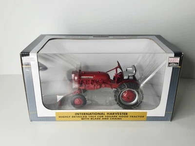 SpecCast - International Harvester 1964 Cub Square Hood Tractor - 1:16 Diecast - Image 1 of 4