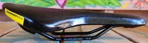 Diamondback Velo Bicycle Seat Saddle Yellow Logo - Picture 1 of 6