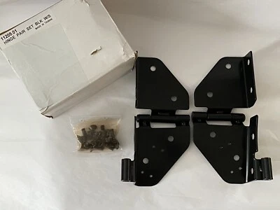 Bisagras de parabrisas Rugged Ridge 11209.01 para Jeep CJ5 76-83 y Jeep CJ7 76-86 Foto 1 de 4