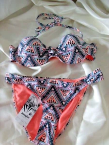 Juego de bikini Jennyfer Melón Geométrico Cuello Halter Acolchado en U/W Top M/Calzoncillos S - Imagen 1 de 4