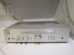 Sony TA-242 Amplifier Audio - Picture 1 of 2