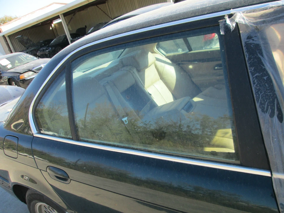 BMW E38 740iL 1998 1999 2000 2001 puerta trasera derecha ventana cristal Foto 1 de 1