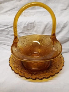 Vintage Indiana Glass Amber Daisy Design Basket and Plate lot of 2 - Picture 1 of 11