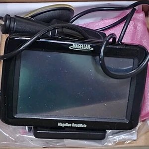 Navigatore GPS portatile widescreen Magellan RoadMate 2035 4,3 pollici ricondizionato - Foto 1 di 4