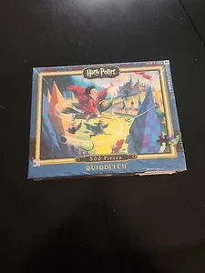 Rompecabezas de 500 piezas de Harry Potter ""Quidditch"" Nueva York Puzzle Company - Imagen 1 de 6