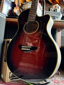 Yamaha APX-4 - Chitarra Acustica 6 Corde - Foto 1 di 13