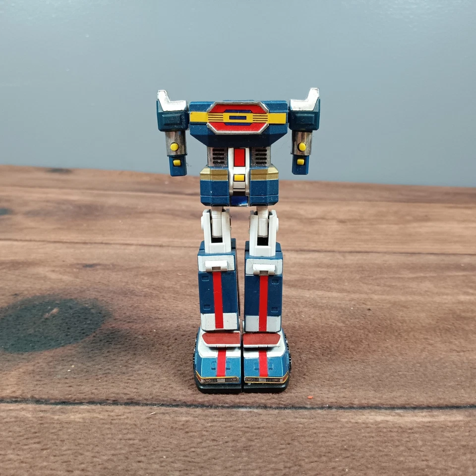 Popy Chogokin Action Figure GB97 Robot Dyna No Head Red Blue Transforming Sentai - Image 1 of 4