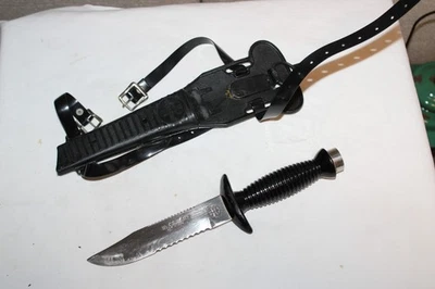 Vintage US Divers Aqua Lung Stainless Steel SCUBA Dive 7" Knife & Sheath - Image 1 of 4
