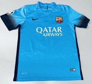 NIKE LIONEL MESSI FC BARCELLONA TERZA MAGLIA 2015/16 BLU E NERA Large - Foto 1 di 11