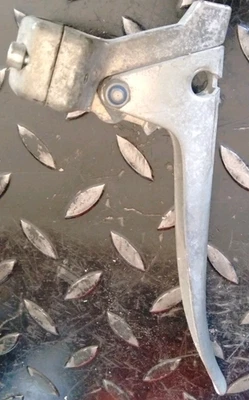 Manija de control de palanca de mano cortacésped de hoz NLA Troy Bilt Trailblazer 40074 Foto 1 de 4