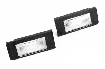 Original Audi TT Kennzeichenleuchten Set links rechts 8N0943021A 8N0943022A - Bild 1 von 2