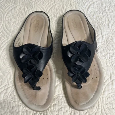 Sandalias Ecco Tanga Mujer 41 EE. UU. 10 Cuero Negro Cómodas Flor Chanclas Foto 1 de 4
