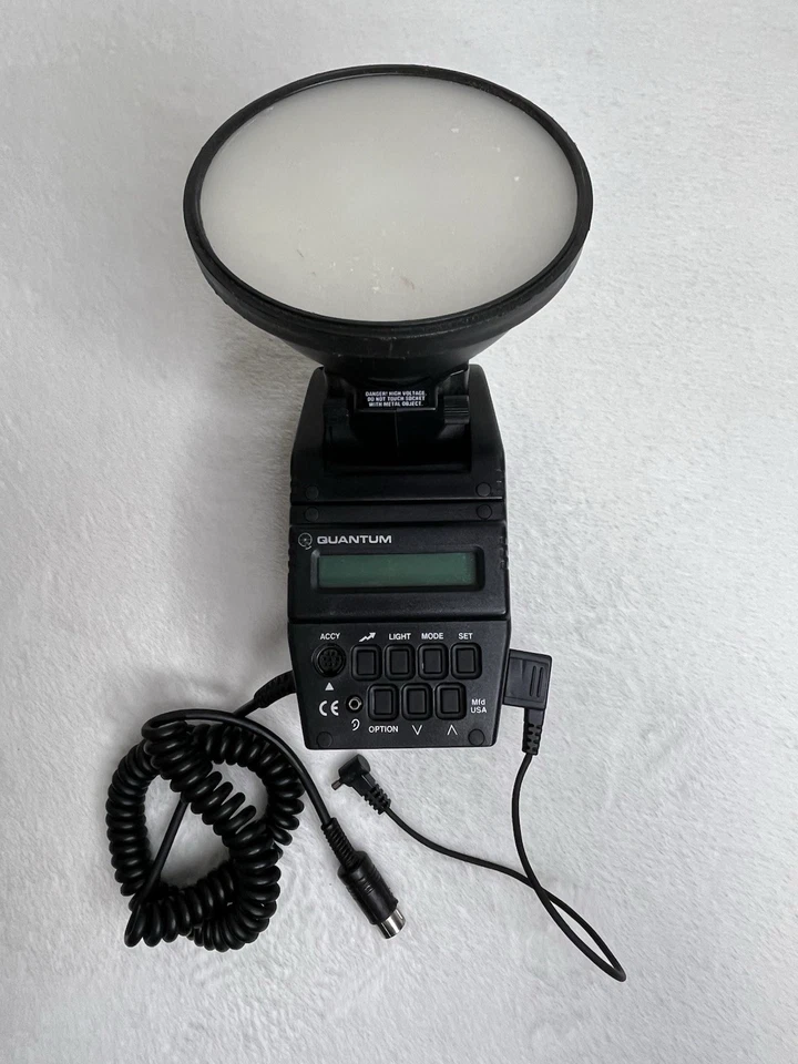 Flash automático eléctrico Quantum QFlash modelo T2 **NO PROBADO** Foto 1 de 4