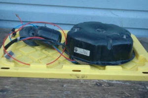 DH -10 BMW 37221092349 OEM 37-22-6-787-616 Used AIR SUPENSION PUMP REAR w-TANK - Picture 1 of 24