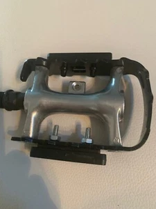 Wellgo Pedal Lu-998 9/16th (One) with reflector NEW Ideal for repair work - Picture 1 of 3