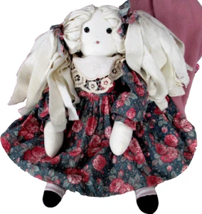 20" CLOTH Character DOLL Designer 1 of KIND Seamstress Made Beautiful Clothing! - Picture 1 of 6
