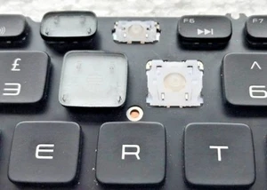 Dell XPS 15 9530 M3800 Single UK Black Keyboard Key (Backlit Version) V143725AK1 - Picture 1 of 3