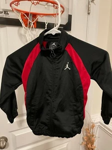 Boys Air Jordan Tracksuit Jacket 4T BLACK RED - Picture 1 of 3