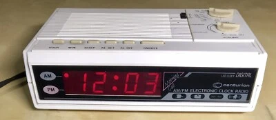 Radio Reloj Electrónica AM/FM Centurion “Morning Call” De Colección Blanco Funciona Bien Foto 1 de 2