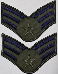 Par US AIR FORCE E-4 SENIOR AIRMAN USAF RANK 4"×3" RAYAS macho tenue (2 piezas) - Imagen 1 de 4