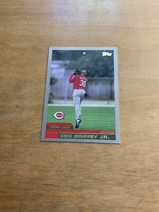 Ken Griffey Jr. Baseball Card-#400-2000 Topps