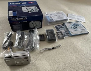 Olympus Camedia C-50 Zoom 5.0MP Immaculate Digital Camera, Boxed - Picture 1 of 14
