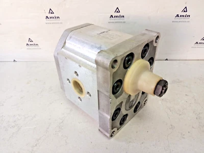 Sauer Danfoss SNP3/33D CO01 Hydraulic gear pump - NEW - Image 1 of 4