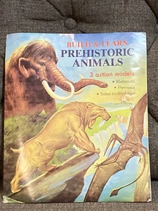 Vintage Build & Learn Prehistoric Animals 3 Action Models 1980 Mammoth Unpunched - Picture 1 of 12