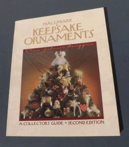 HALLMARK RECUERDO ADORNOS - UNA GUÍA DE COLECCIONISTA 1985 LIBRO DE BOLSILLO - Imagen 1 de 5