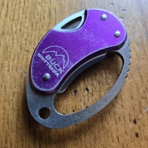 BUCK KNIVES 759 METRO WHITTAKER KEYCHAIN KNIFE W/ BOTTLE OPENER 2005 TAIWAN - Picture 1 of 4
