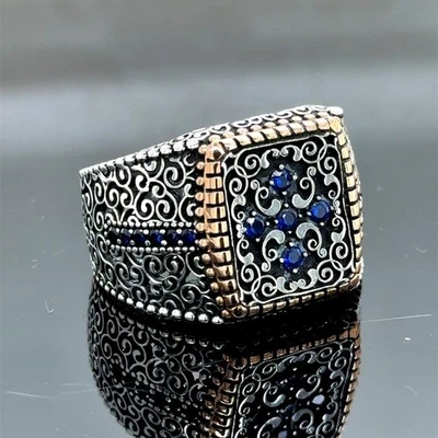 Anillo de zafiro grabado vintage de piedra azul zafiro plateado para hombre Foto 1 de 4
