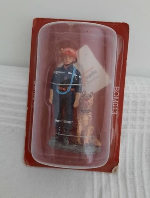 figurine pompier Cobra DOM013 - Photo 1/4