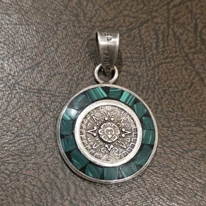 Collar Colgante Malaquita Estilo Azteca Estampado Plata de Ley 925 Único Redondo  - Imagen 1 de 3