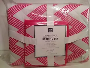 5p Pottery Barn Teen Zig Zag Stripe XL twin Bedding set ensemble Bright Pink - Picture 1 of 3