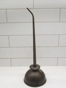 Vintage small Thumb Pump Oil Can Oiler unbranded - Picture 1 of 7