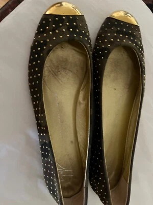 Giuseppe Zanotti 38 1/2 Ballet Pisos Camuflaje Verde Oro Puntera y Tachuelas Italia Foto 1 de 4