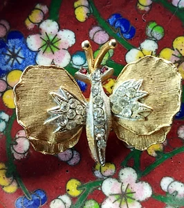 Philip Hulitar Rhinestone Butterly Brooch Pin Gold Tone Ruby Red Eyes Unsigned - Picture 1 of 7