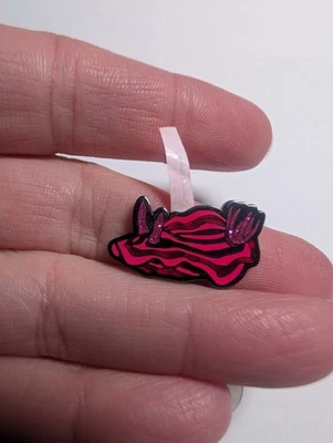 Nudibranch Geocoin Glows in Dark Opisthobranch Mollusks Sea Slug Snail Coin RP - Photo 1/3