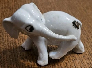 Vintage Elefant mit Fliege Figur 3,5"x2" - Bild 1 von 6