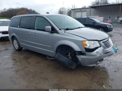 Used Front HVAC Blower Motor fits: 2014 Chrysler Town & country front Front Grad - Image 1 of 4