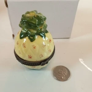 Porcelain Hinged Trinket Box PINEAPPLE NOS NIB - Picture 1 of 7