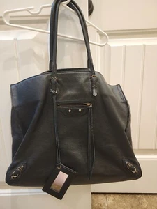 Balenciaga Papier A4 Tote in Black - Picture 1 of 6