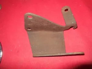 73 - 86 Chevrolet GMC C10 C20 C30 K10 K20 K30 454 P/S pump lower bracket GM - Picture 1 of 3
