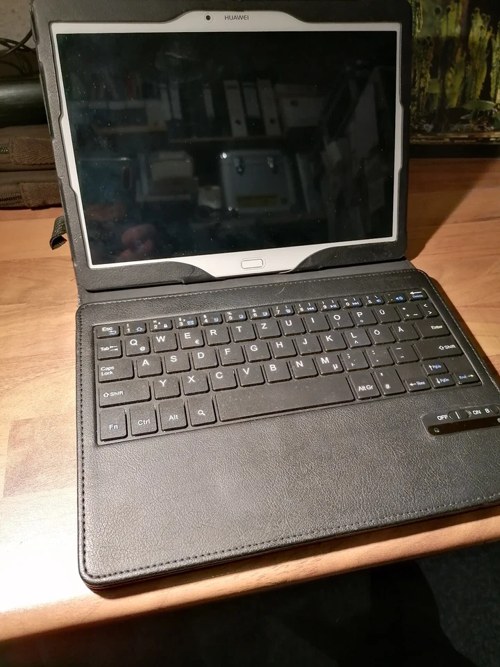 Huawei Tablet-PC /  MediaPad M2 10,1 Zoll - Bild 1 von 4