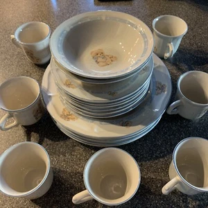 Vintage Tienshan Country Bear Stoneware Dinner Set - 21pc - Picture 1 of 7
