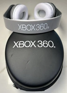 Rare XBOX 360 headset With Case - Picture 1 of 16